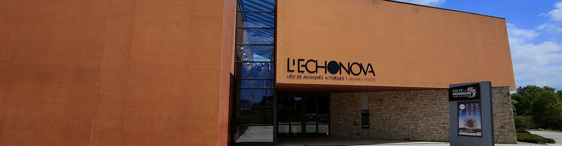 lechonova facade